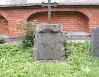 Nagrobek Konstantego Kuncewicza, cmentarz na Rossie, stan z 2013 roku