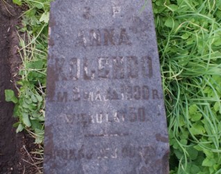 Nagrobek Anny Kolendo, cmentarz na Rossie, stan z 2013 roku