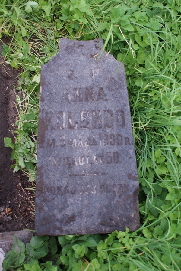 Tombstone of Anna Kolendo, Ross cemetery, state of 2013