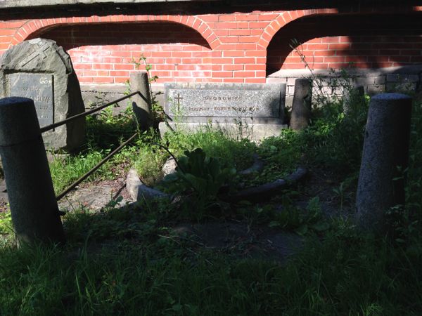 Grobowiec rodziny Kopertowiczów, cmentarz na Rossie, stan z 2013 roku