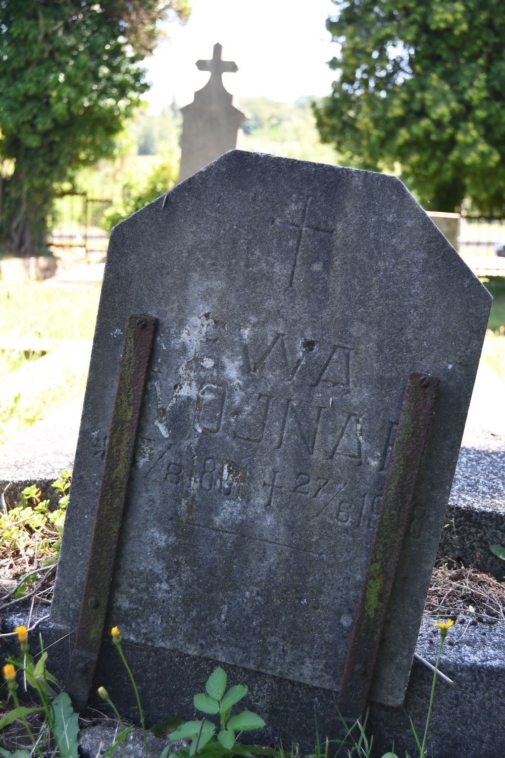 Fotografia przedstawiająca Tombstone of the Hansel, Urbańczyk and Wojniak families