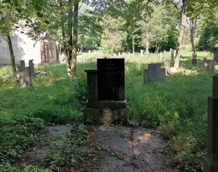 Nagrobek rodziny Farnego