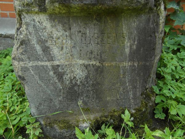 Fragment nagrobka Heleny i Jana Nojszewskich, cmentarz na Rossie, stan z 2013 roku