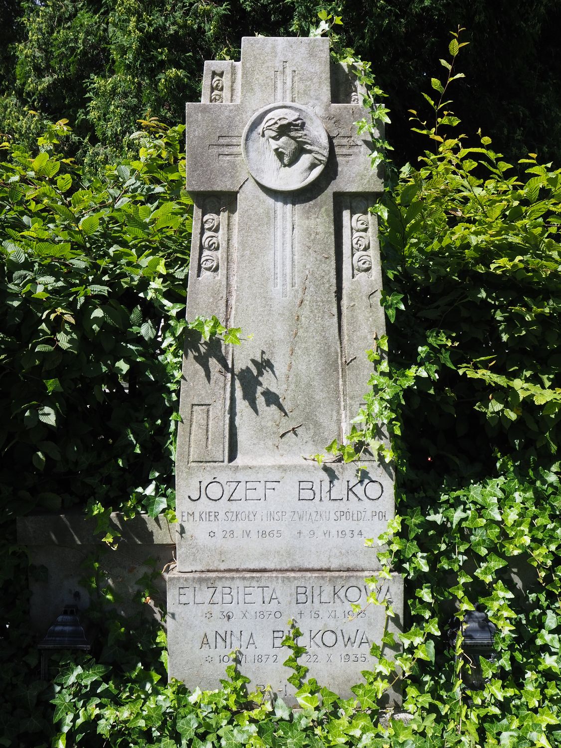 Tombstone of Anna, Elisabeth and Josef Bilko, cemetery in Český Těšín, as of 2022.