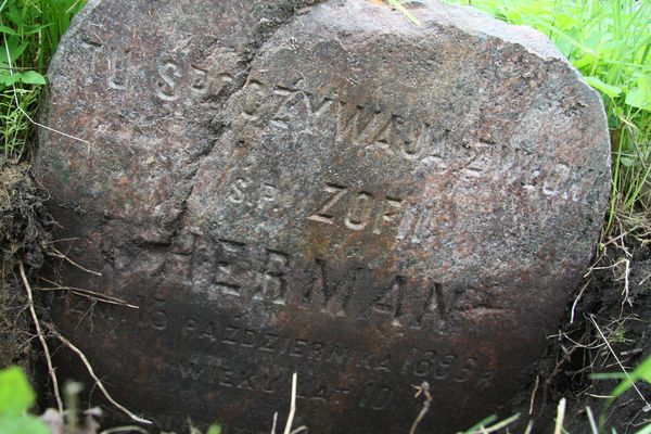 Fragment nagrobka Zofii Herman z cmentarza na Rossie w Wilnie, stan z 2013 r.