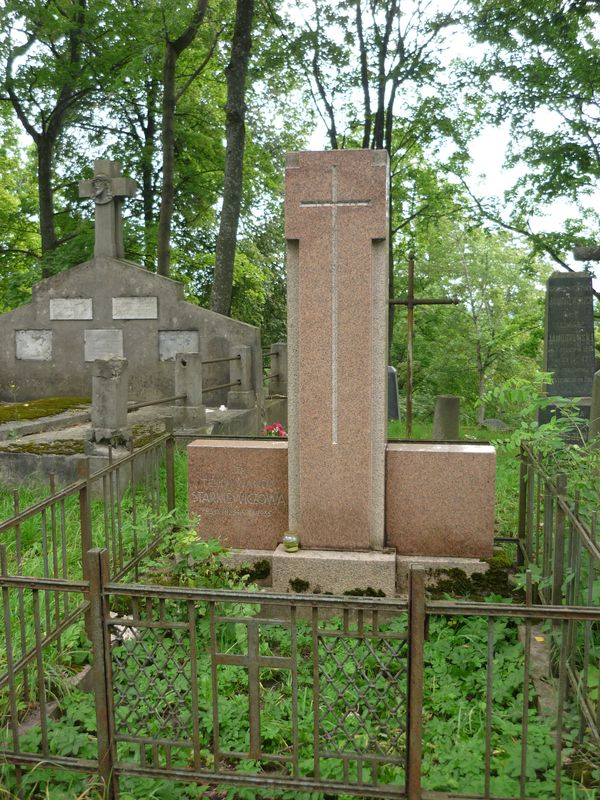 Tombstone of Tekla Starkiewicz, Na Rossie cemetery in Vilnius, as of 2013
