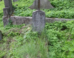 Nagrobek Jozefata Kozakiewicza z cmentarza na Rossie w Wilnie, stan z 2013 r.