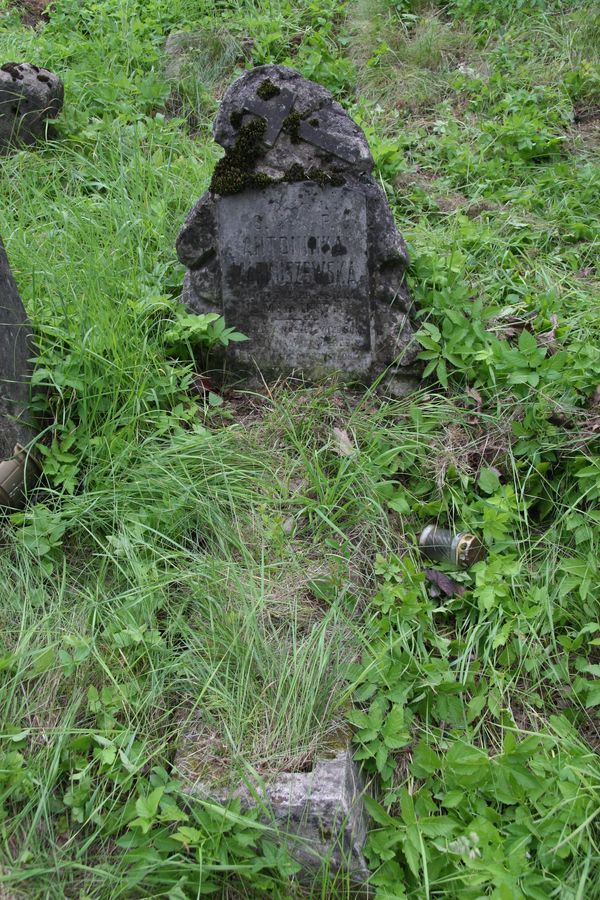 Tombstone of Antonina Markuszewska from the Ross Cemetery in Vilnius, as of 2013.