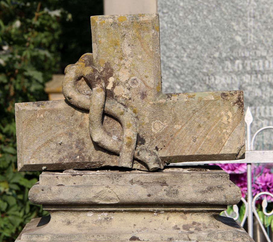 Fragment of the tombstone of Sabina Wierzbicka, Tarnów cemetery, 2016 status