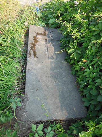 Gravestone of Krystyna Galecka, Ternopil cemetery, state of 2017
