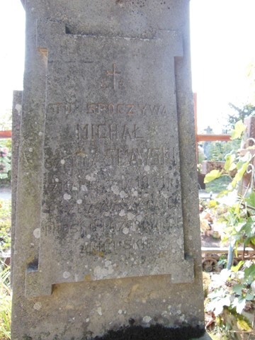 Fragment nagrobka Michała Szeliga-Sławskiego, cmentarz w Tarnopolu, stan z 2016 roku