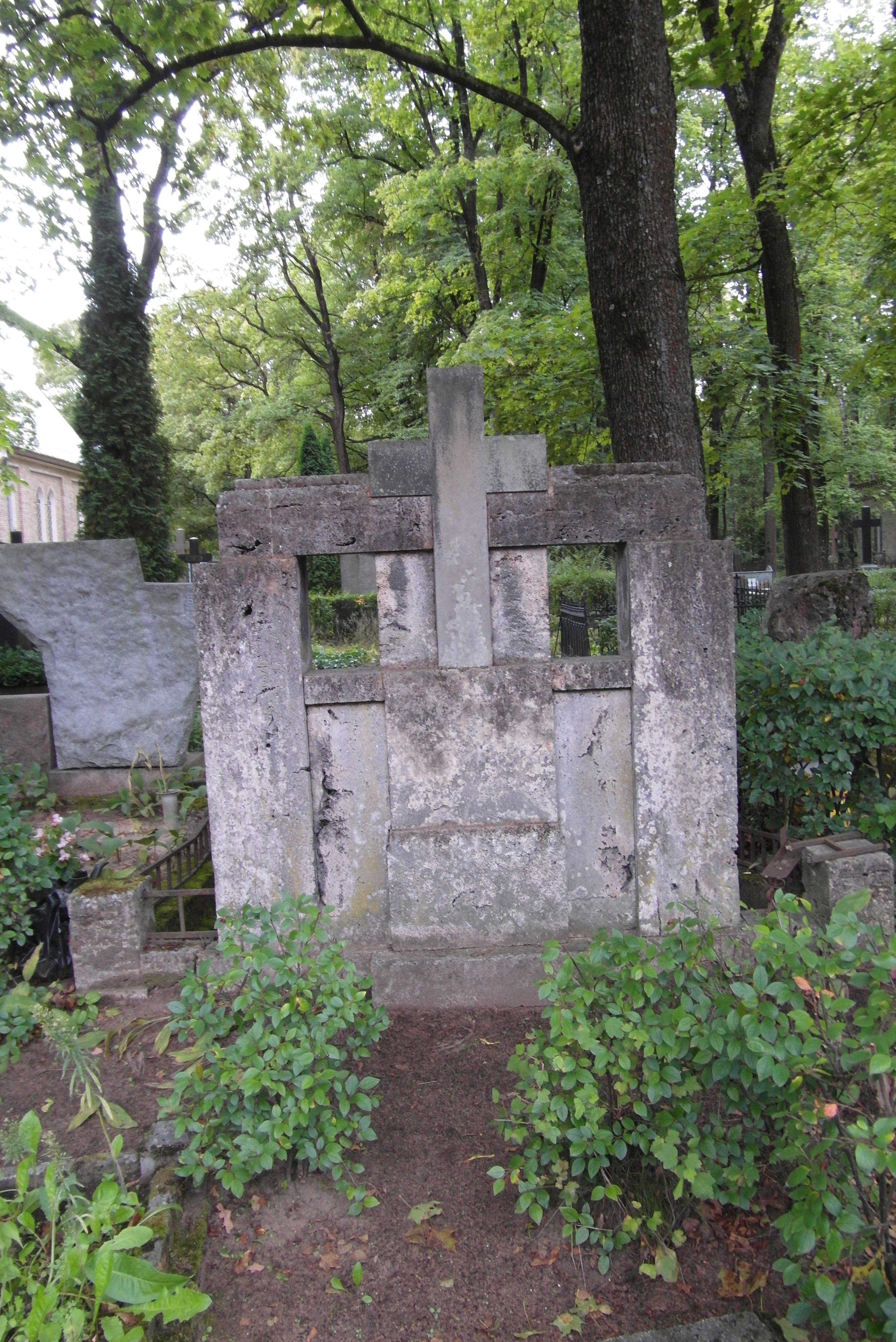 Tombstone of Andrei Zaleskevich, Rozalia Zaleskevich, Genoveva Zaleskievics, St Michael's cemetery in Riga, as of 2021.