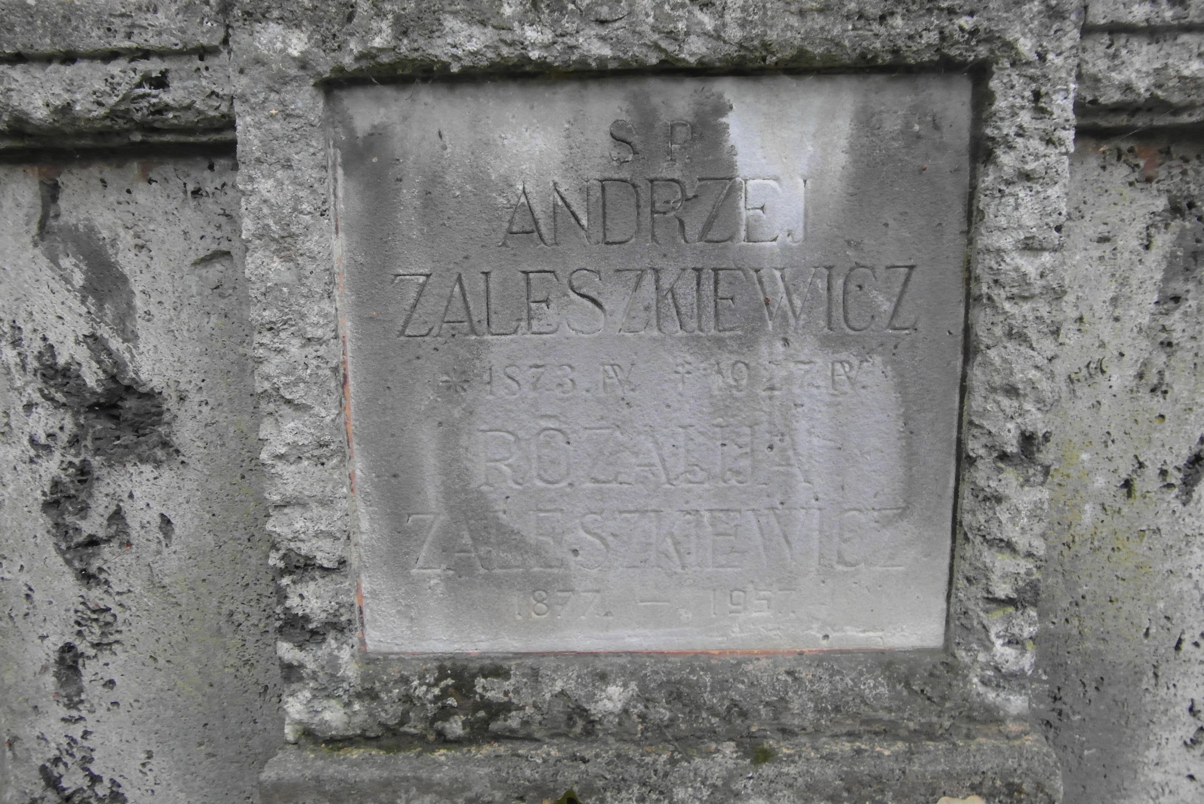 Inscription from the gravestone of Andrei Zaleskevich, Rozalia Zaleskevich, Genoveva Zaleskievics, St Michael's cemetery in Riga, as of 2021.