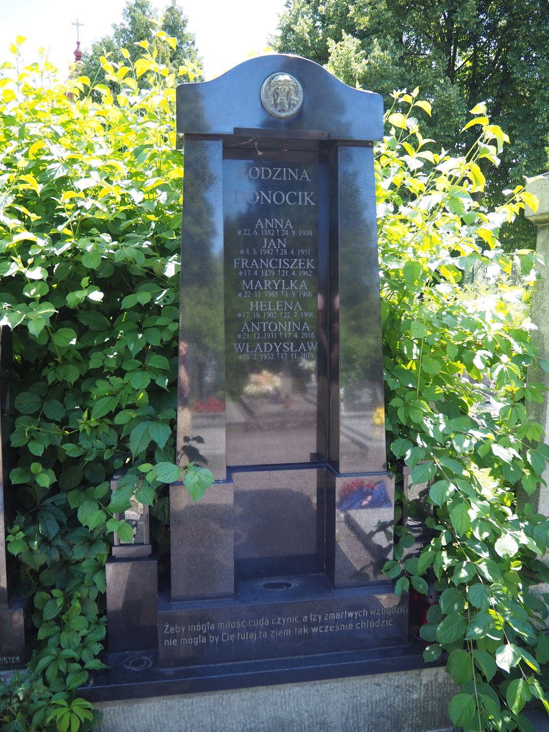 Tombstone of the Donocik family, cemetery in Český Těšín, as of 2022.