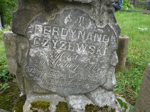 Inskrypcja nagrobka Ferdynanda Czyżewskiego, cmentarz Na Rossie w Wilnie, stan z 2013