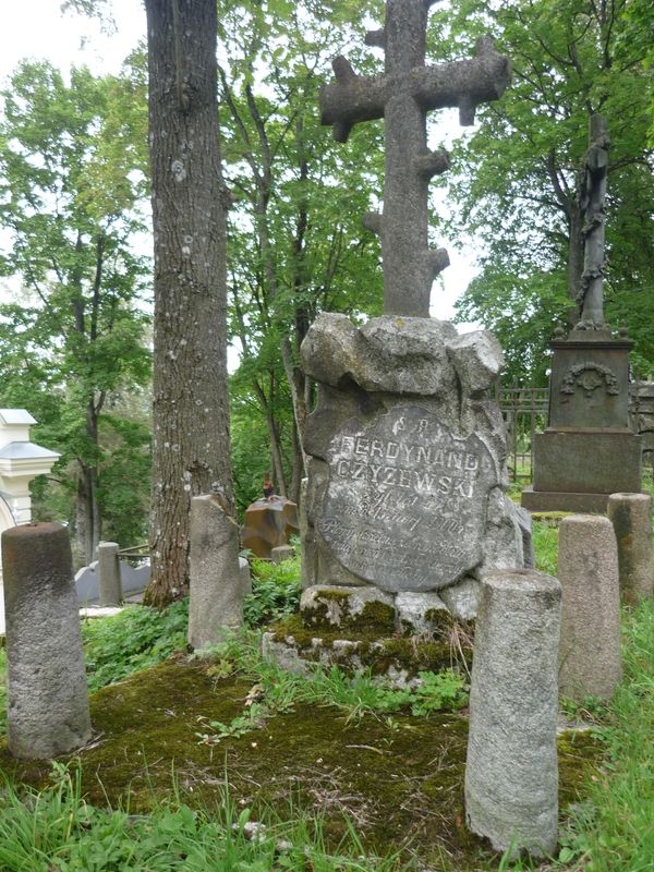 Tombstone of Ferdinand Czyzewski, Na Rossie cemetery in Vilnius, as of 2013