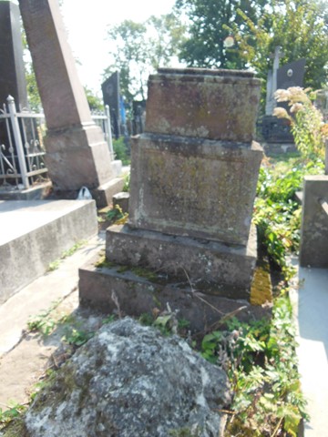 Jan Hubner's tombstone, Ternopil cemetery, as of 2016