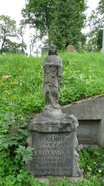 Tombstone of Pelagia Kwiecinska, Rossa cemetery in Vilnius, state before 2013