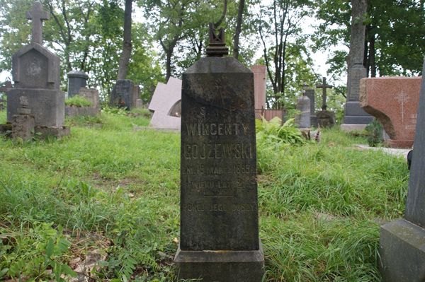 Tombstone of Wincenty Gojżewski, Na Rossie cemetery in Vilnius, as of 2013