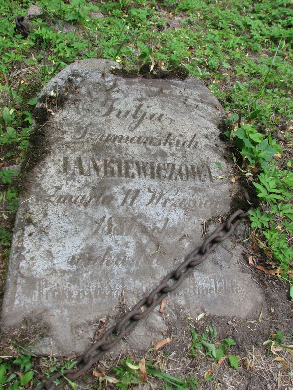 Tombstone of Julia Jankiewicz, Ross cemetery in Vilnius, as of 2013.
