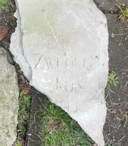 Nagrobek N.N. z cmentarza na Rossie w Wilnie, stan z 2013 r.