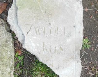 Nagrobek N.N. z cmentarza na Rossie w Wilnie, stan z 2013 r.