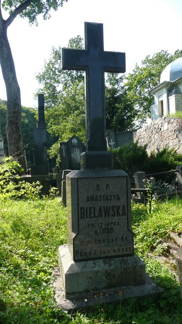 Anastasia Bielawska's tombstone from the Ross Cemetery in Vilnius, as of 2013.