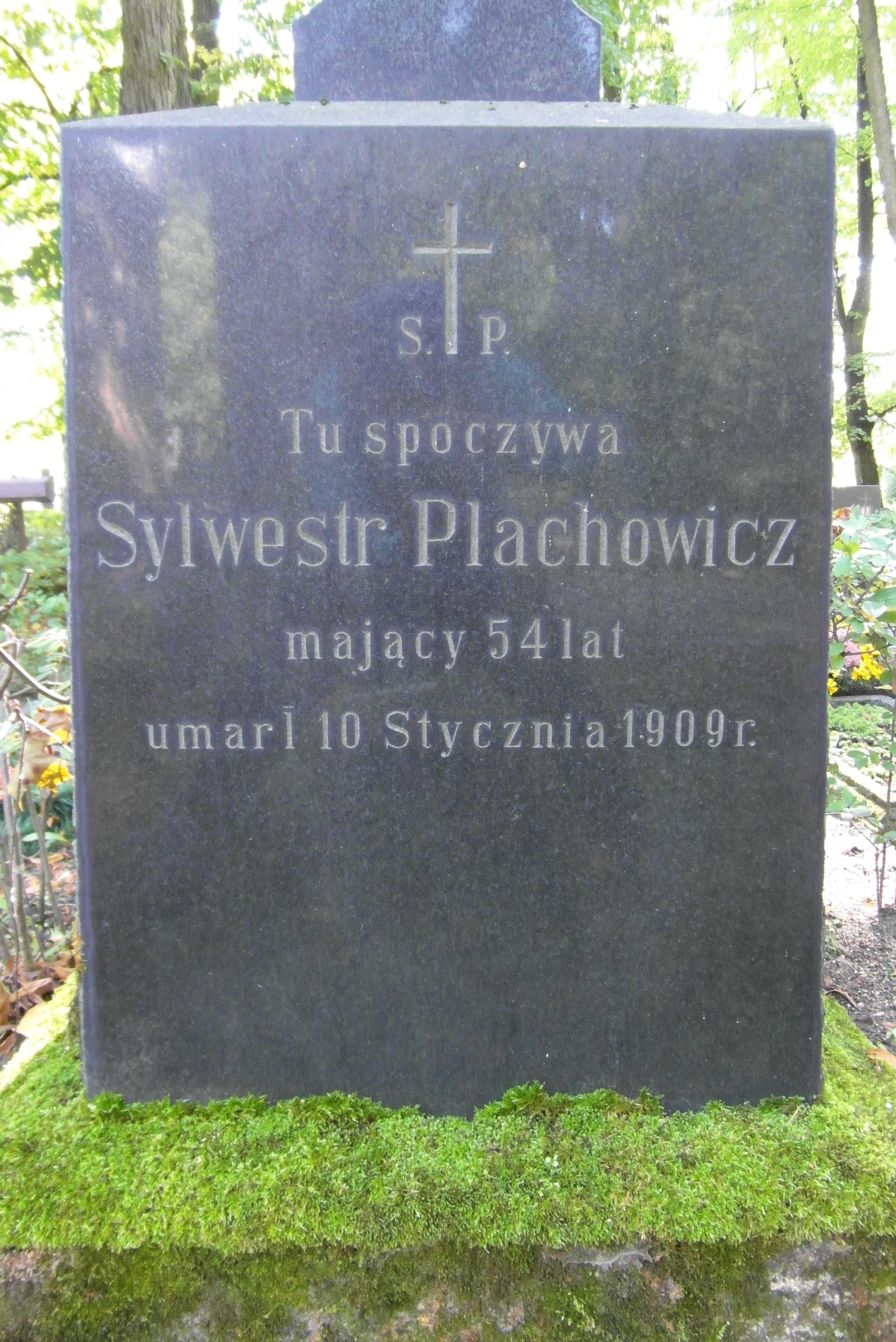 Inscription from the tombstone of Sylvester Plachowicz, St Michael's cemetery in Riga, as of 2021.