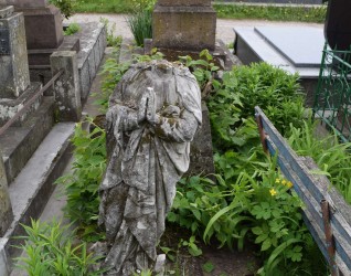 Nagrobek Karoliny Byliny, cmentarz w Tarnopolu, stan z 2016 roku