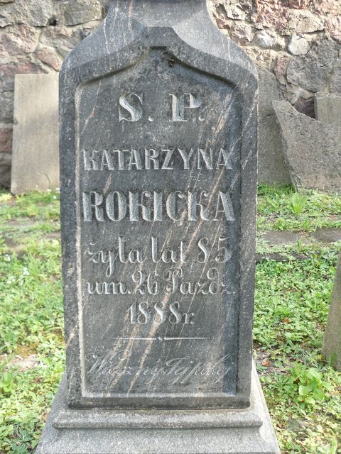 Fragment of Catherine Rokicka's gravestone from the Ross Cemetery in Vilnius, as of 2013.