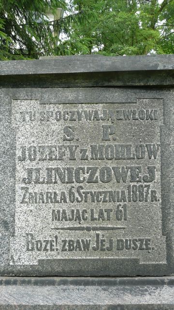 Fragment of Józefa Jliniczowa's gravestone from the Ross cemetery in Vilnius, as of 2013.