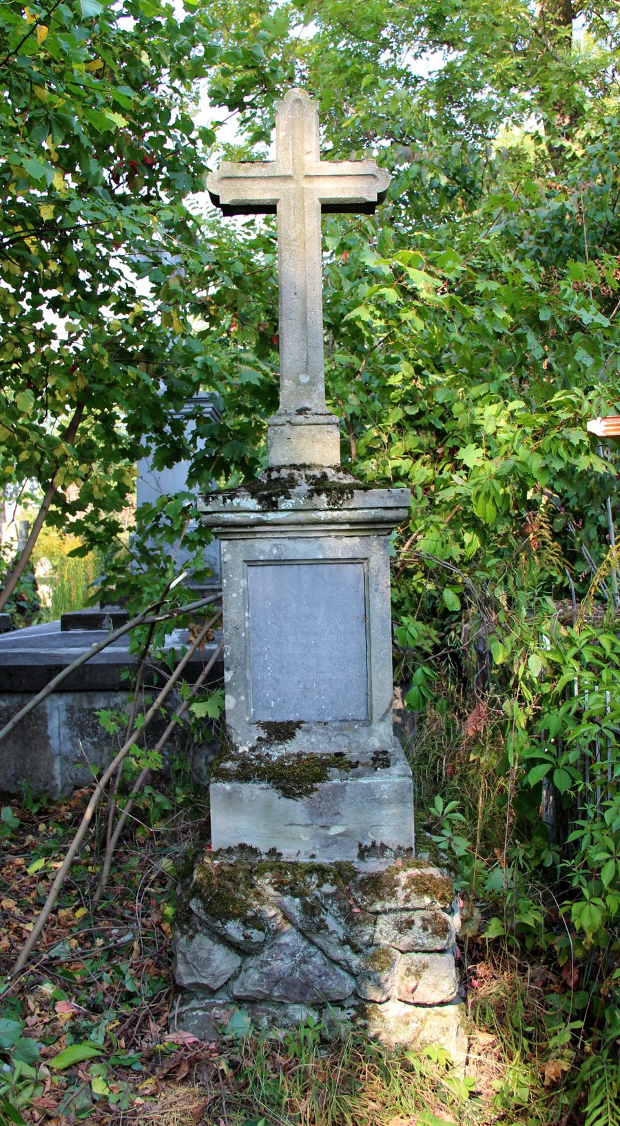 Tombstone of Maria Askenas, Ternopil cemetery, 2016 status