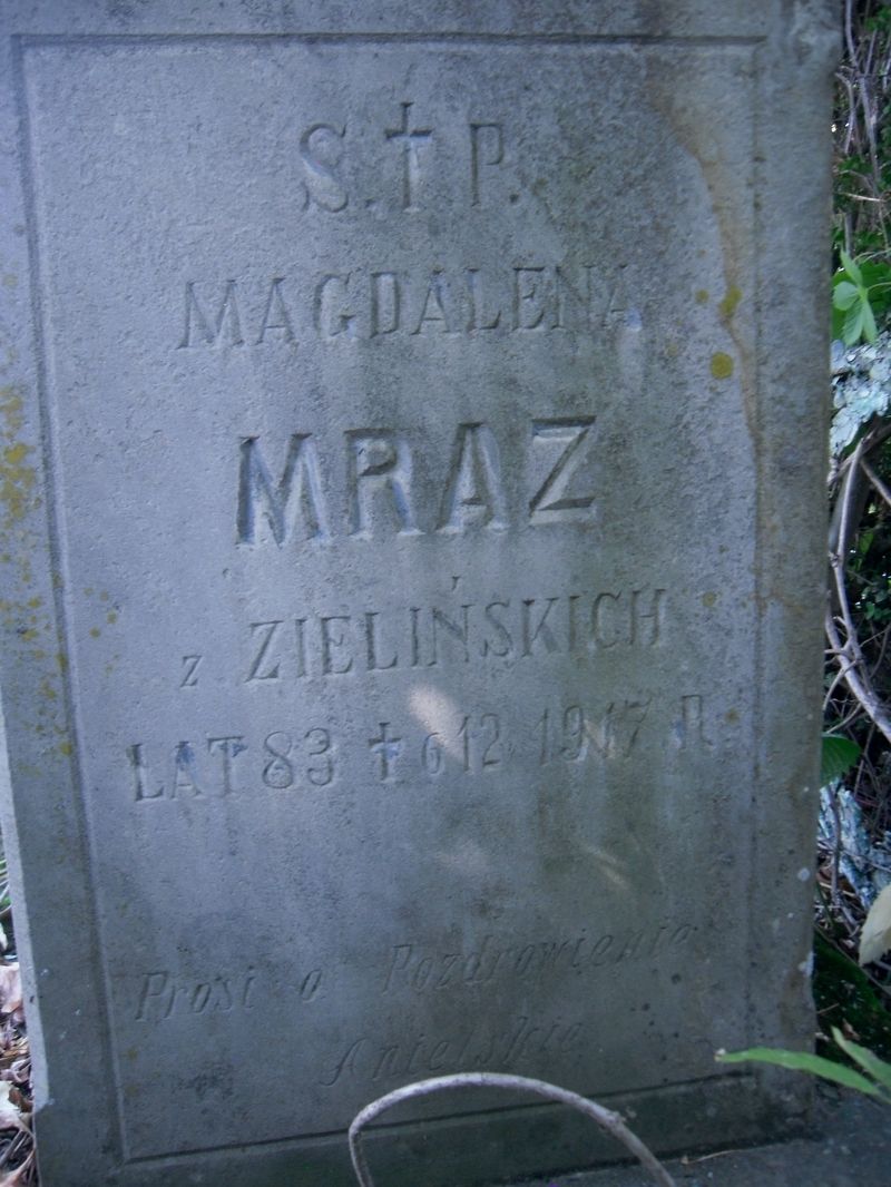Nagrobek Magdaleny Mraz, fragment z inskrypcją, cmentarz w Tarnopolu, stan przed 2016