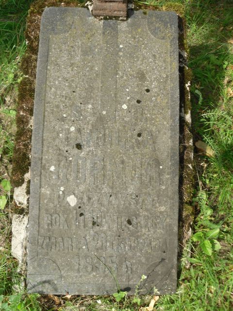 Fragment nagrobka Janiny Górner z cmentarza na Rossie w Wilnie, stan z 2013 r.