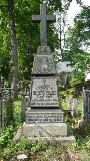 Tombstone of Piotr Walicki from the Ross Cemetery in Vilnius, as of 2013.