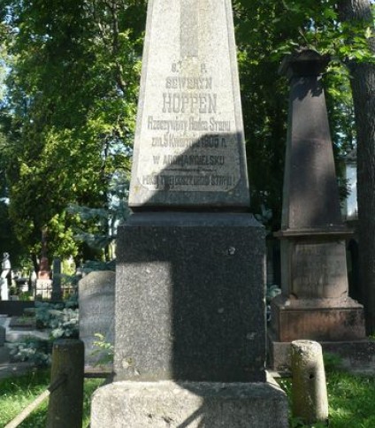 Nagrobek Seweryna Hoppen z cmentarza na Rossie w Wilnie, stan z 2013 r.