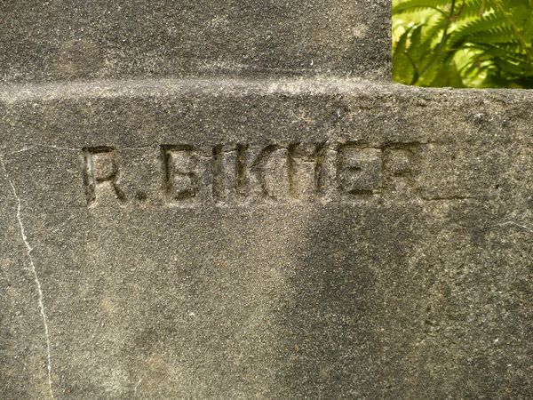 Signature of the gravestone of Anna Znamierowska, Na Rossie cemetery in Vilnius, as of 2013