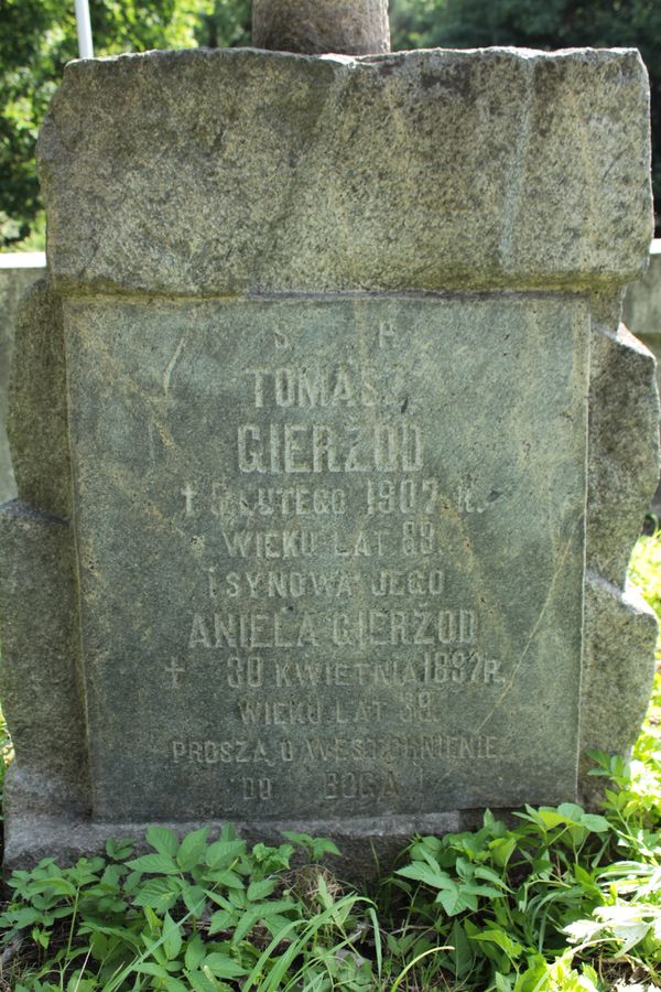 Inscription plaque from the gravestone of Aniela and Tomasz Gierżod, Na Rossie cemetery in Vilnius, as of 2013