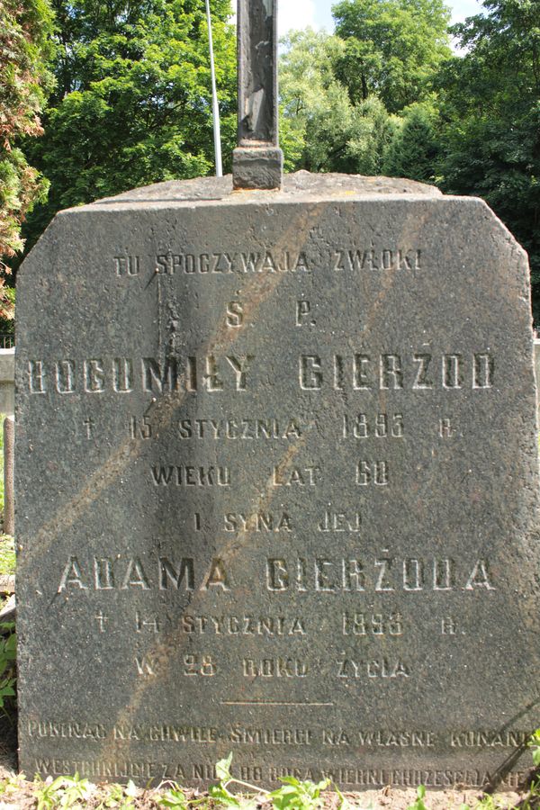 Inscription from the gravestone of Adam and Bogumila Gierżod, Na Rossie cemetery in Vilnius, as of 2013