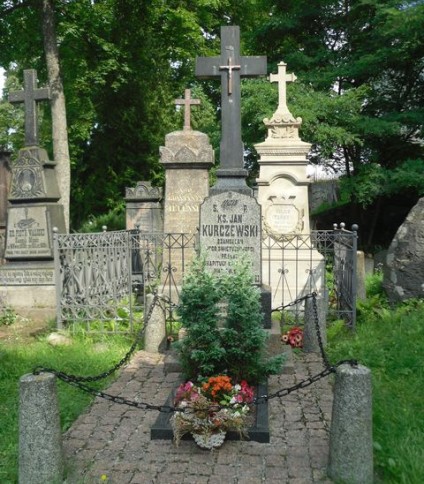 Nagrobek Jana Kurczewskiego z cmentarza na Rossie w Wilnie, stan z 2013 r.