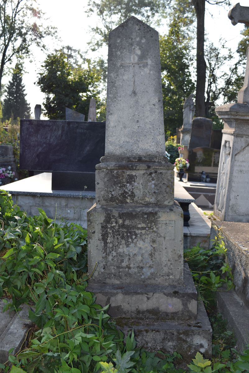 Nagrobek Kazimierza Towarnickiego, cmentarz w Tarnopolu, stan z 2016