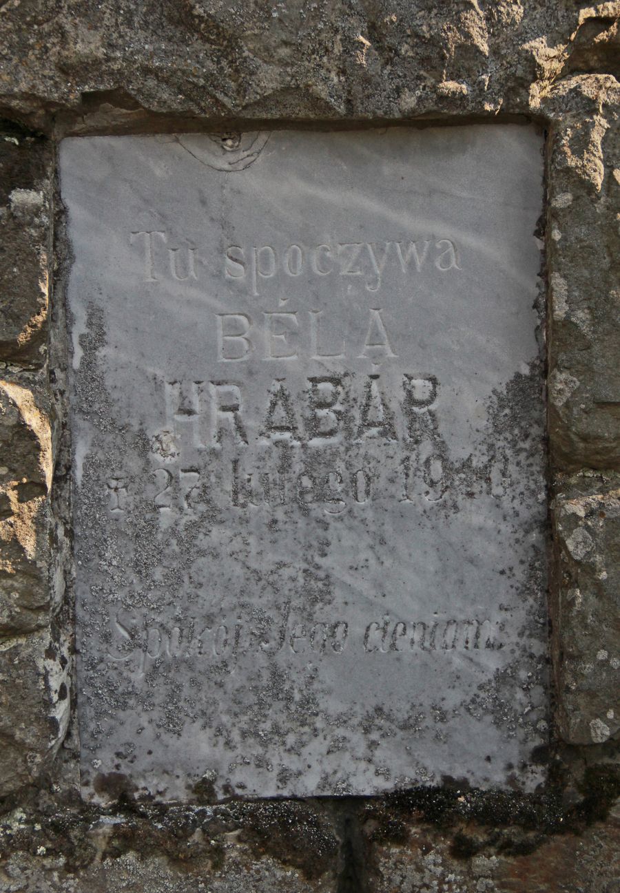 Fragment of the tombstone of Béla Hrabár, Ternopil cemetery, 2016 status