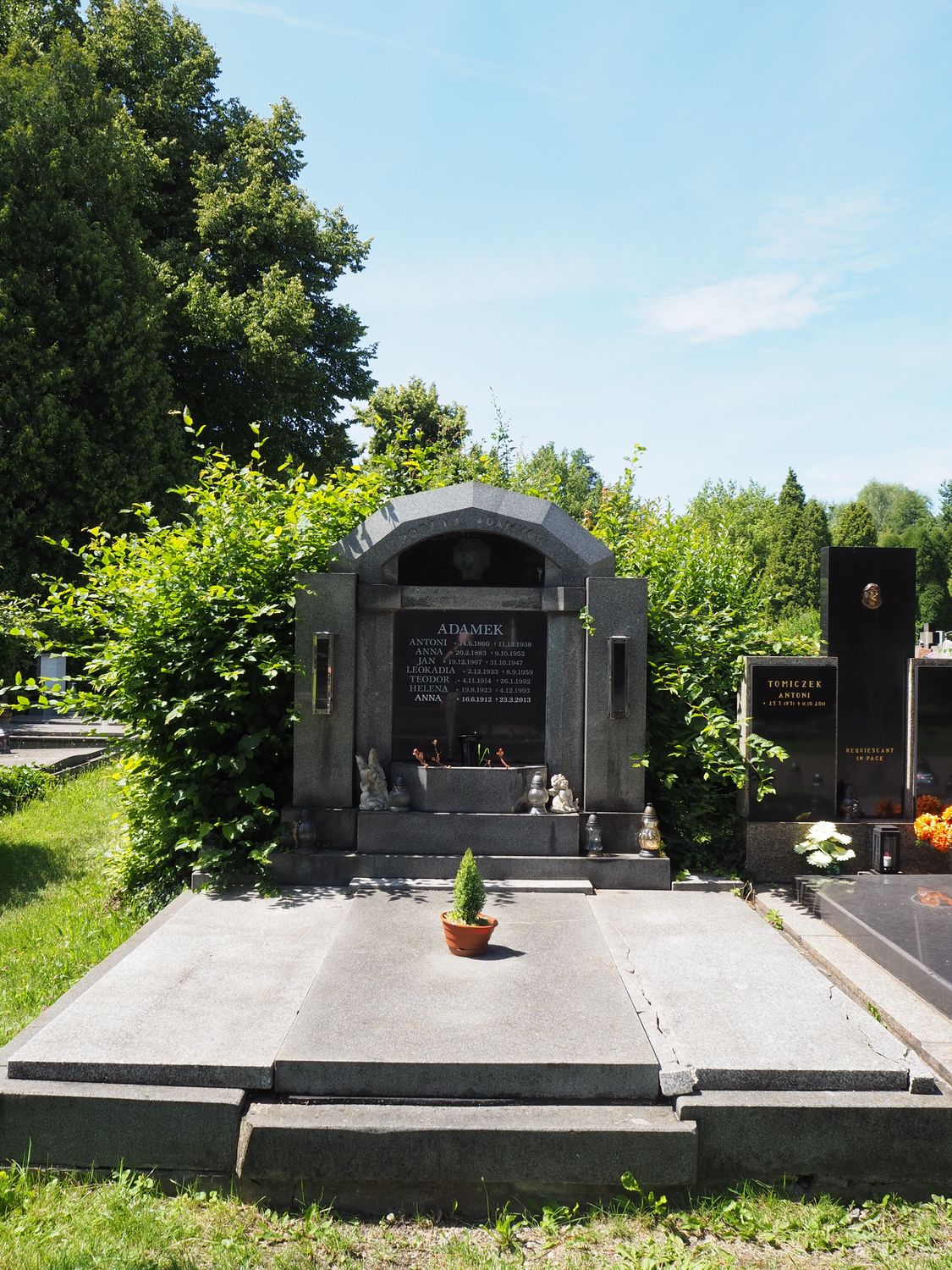 Tombstone of the Adamek family, cemetery in Český Těšín, as of 2022.