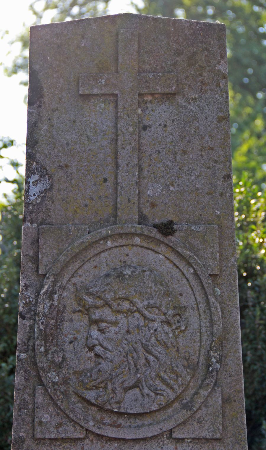 Fragment of the tombstone of Leonia Myslicka, Ternopil cemetery, 2016 status