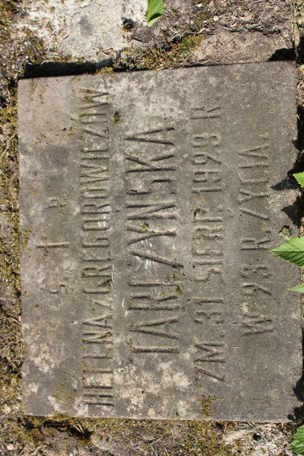 Inskrypcja z nagrobka Heleny Tarczyńskiej, cmentarz Na Rossie w Wilnie, stan z 2013 roku