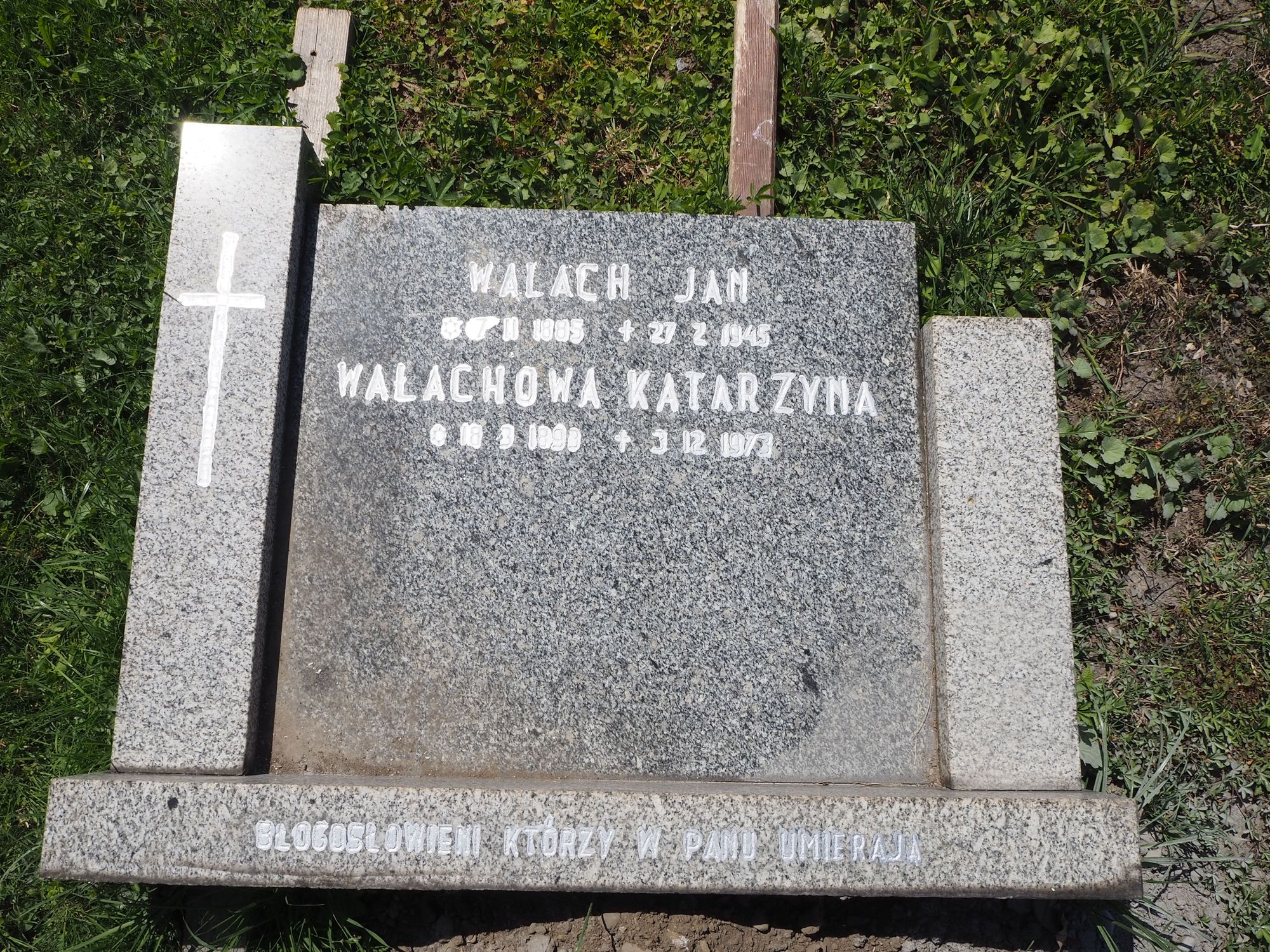 Tombstone of Jan and Katarzyna Wałach, Catholic cemetery in Ligotka Kameralna, as of 2022.