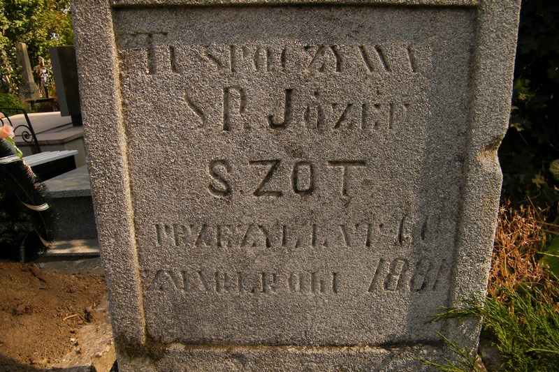 Inskrypcja na nagrobku Józef Szota i Antoniego N.N., cmentarz w Tarnopolu, stan z 2016