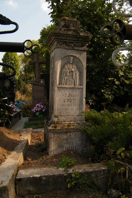 Nagrobek Józef Szota i Antoniego N.N., cmentarz w Tarnopolu, stan z 2016
