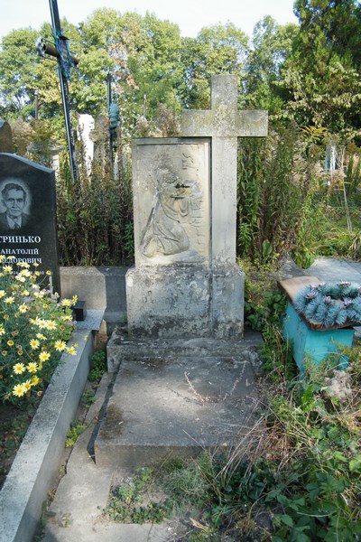 Tombstone of Joanna Dąbrowska, Ternopil cemetery, pre-2016 state