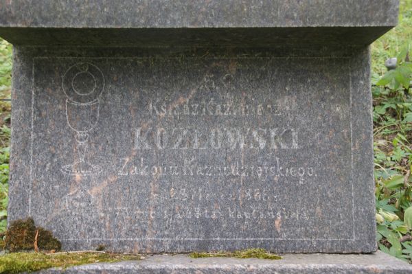 Inskrypcja nagrobka Kazimierza Kozłowskiego, cmentarz Na Rossie w Wilnie, stan z 2013